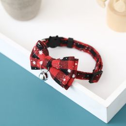 Christmas Snowflake Plaid Bow Bell Cat Collar (Color: Red)