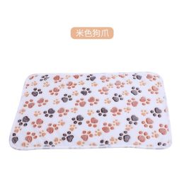 Pet Blanket Dogs And Cats Flannel Blanket Autumn And Winter Warm Blanket Floor Mat (Option: Beige Dog's Paw Blanket-76 52cm)